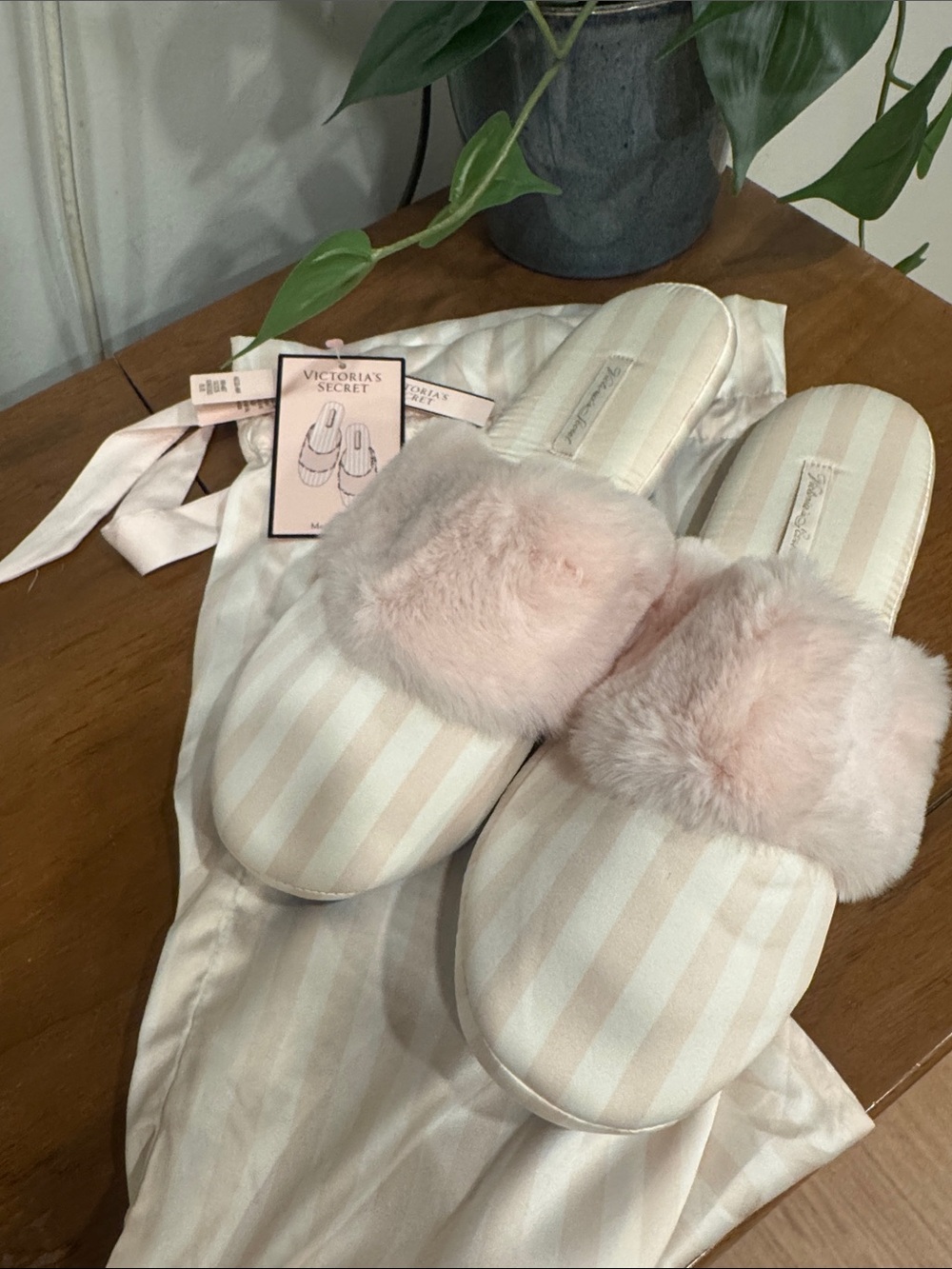 Victoria's Secret Pink Stripe Plush Slide Slippers - Blush Pink